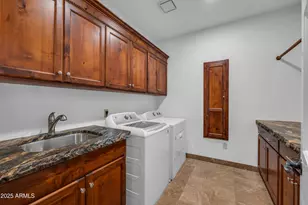 12234 S Yaki Ct, Phoenix, AZ 85044 - Photo 34