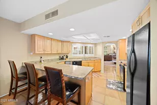 11837 N 40th Pl, Phoenix, AZ 85028 - Photo 6