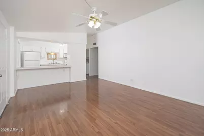 10620 W Oakmont Drive, Sun City, AZ 85351 - Photo 2