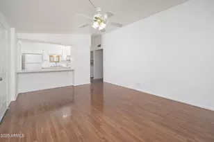 10620 W Oakmont Dr, Sun City, AZ 85351 - Photo 2