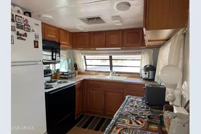 301 E Mesquite Drive, Florence, AZ 85132 - Photo 2