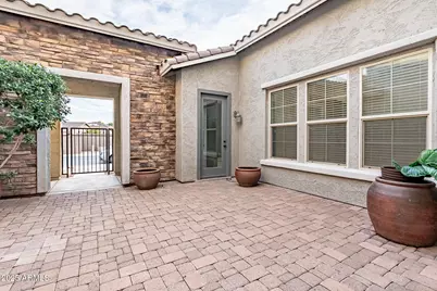 173 S 172nd Drive, Goodyear, AZ 85338 - Photo 2