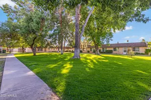 1627 E Newport Dr, Tempe, AZ 85282 - Photo 32