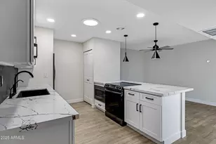 1627 E Newport Dr, Tempe, AZ 85282 - Photo 2