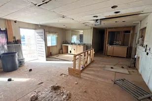 16001 N 70th Ave, Peoria, AZ 85382 - Photo 10