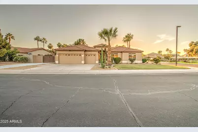 710 S Roanoke Street, Gilbert, AZ 85296 - Photo 2