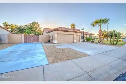 710 S Roanoke Street, Gilbert, AZ 85296 - Photo 1