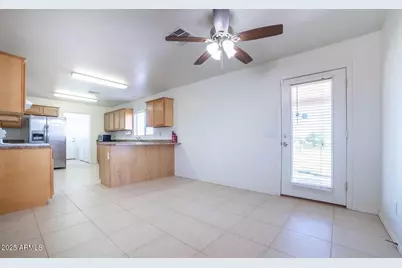 37718 W Wedgewood Avenue, Tonopah, AZ 85354 - Photo 10
