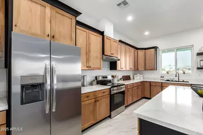 3219 S 198th Lane, Buckeye, AZ 85326 - Photo 12