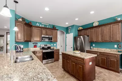 20413 W Carla Vista Drive, Buckeye, AZ 85326 - Photo 12