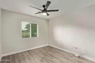 8542 N 42nd Dr, Phoenix, AZ 85051 - Photo 24