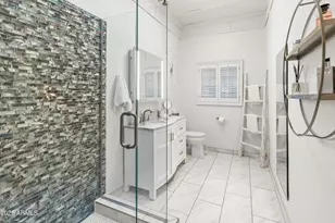 4540 N 44th St, Phoenix, AZ 85018 - Photo 14