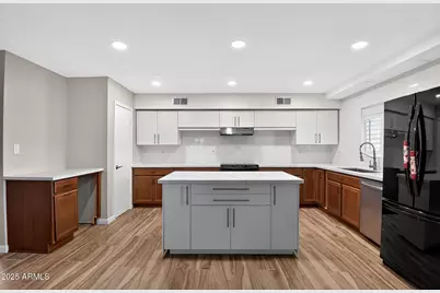 4911 W Beverly Lane, Glendale, AZ 85306 - Photo 6