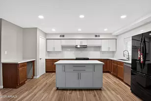 4911 W Beverly Ln, Glendale, AZ 85306 - Photo 6