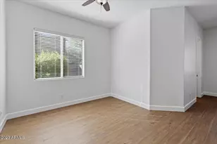 2413 W Sienna Bouquet Pl, Phoenix, AZ 85085 - Photo 34