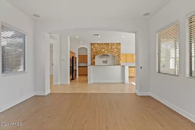 2413 W Sienna Bouquet Place, Phoenix, AZ 85085 - Photo 18