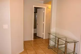 20221 N 31st St, Phoenix, AZ 85050 - Photo 6