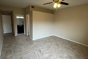 11333 N 92nd St, Scottsdale, AZ 85260 - Photo 14