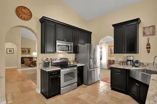 10083 E Dreyfus Ave, Scottsdale, AZ 85260 - Photo 16