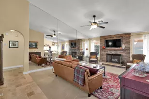 10083 E Dreyfus Ave, Scottsdale, AZ 85260 - Photo 8