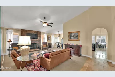 10083 E Dreyfus Avenue, Scottsdale, AZ 85260 - Photo 14