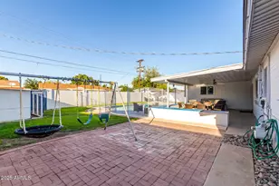 2216 W Berridge Ln, Phoenix, AZ 85015 - Photo 32