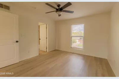 3619 E Monterosa Street #202, Phoenix, AZ 85018 - Photo 14