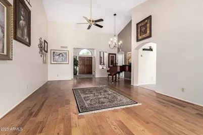 9809 W Wescott Drive, Peoria, AZ 85382 - Photo 8