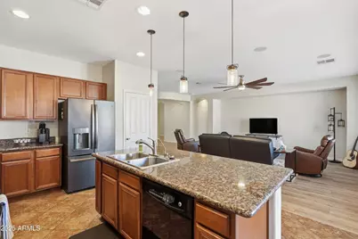 270 S San Marino Loop, Casa Grande, AZ 85194 - Photo 16