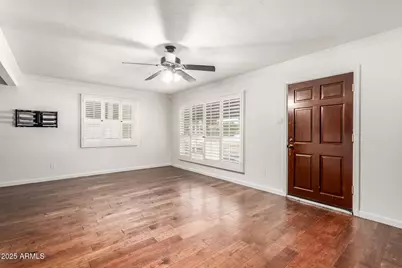 7340 N 7th Avenue, Phoenix, AZ 85021 - Photo 10