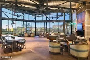 2852 E Robin Ln E, Phoenix, AZ 85050 - Photo 42