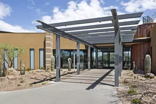 2852 E Robin Ln E, Phoenix, AZ 85050 - Photo 50