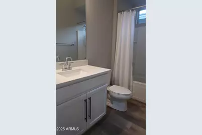 2852 E Robin Lane E, Phoenix, AZ 85050 - Photo 24