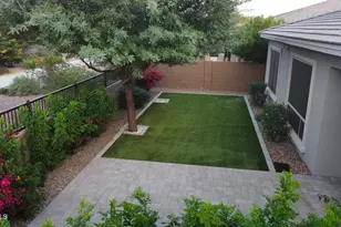 2852 E Robin Ln E, Phoenix, AZ 85050 - Photo 30