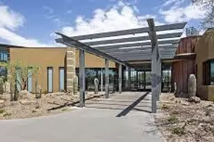 2852 E Robin Ln E, Phoenix, AZ 85050 - Photo 56