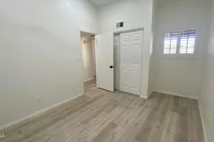 8215 N 21st Dr, Phoenix, AZ 85021 - Photo 18