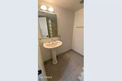 8215 N 21st Drive #D205, Phoenix, AZ 85021 - Photo 22