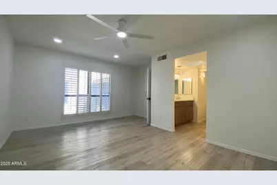 8215 N 21st Drive #D205, Phoenix, AZ 85021 - Photo 10