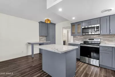 3737 E Turney Avenue #216, Phoenix, AZ 85018 - Photo 20