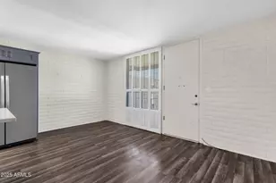 3737 E Turney Ave, Phoenix, AZ 85018 - Photo 14