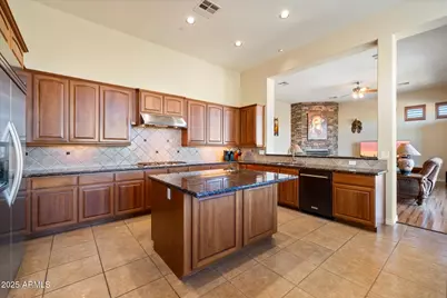 10432 E Winter Sun Drive, Scottsdale, AZ 85262 - Photo 14