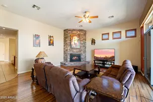 10432 E Winter Sun Dr, Scottsdale, AZ 85262 - Photo 16