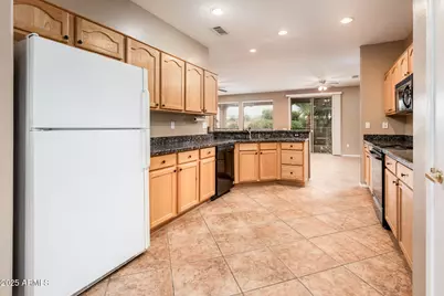 18650 N Cactus Flower Way, Surprise, AZ 85387 - Photo 14