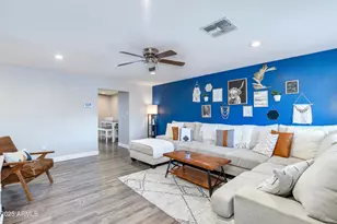 14251 N 37th Way, Phoenix, AZ 85032 - Photo 4