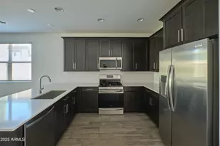 12542 W Cassia Trail, Peoria, AZ 85383 - Photo 8