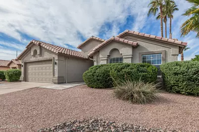 840 S Pineview Drive, Chandler, AZ 85226 - Photo 2