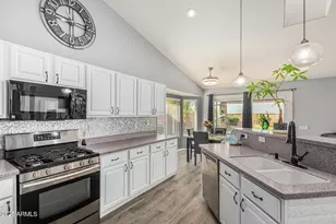 840 S Pineview Dr, Chandler, AZ 85226 - Photo 6