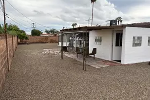 6532 W Medlock Dr, Glendale, AZ 85301 - Photo 14