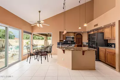 10050 E San Bernardo Drive, Scottsdale, AZ 85258 - Photo 6