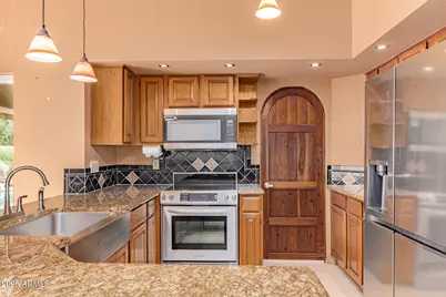 10050 E San Bernardo Drive, Scottsdale, AZ 85258 - Photo 8